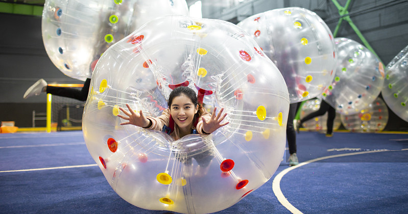 【泡泡足球】时尚潮流运动