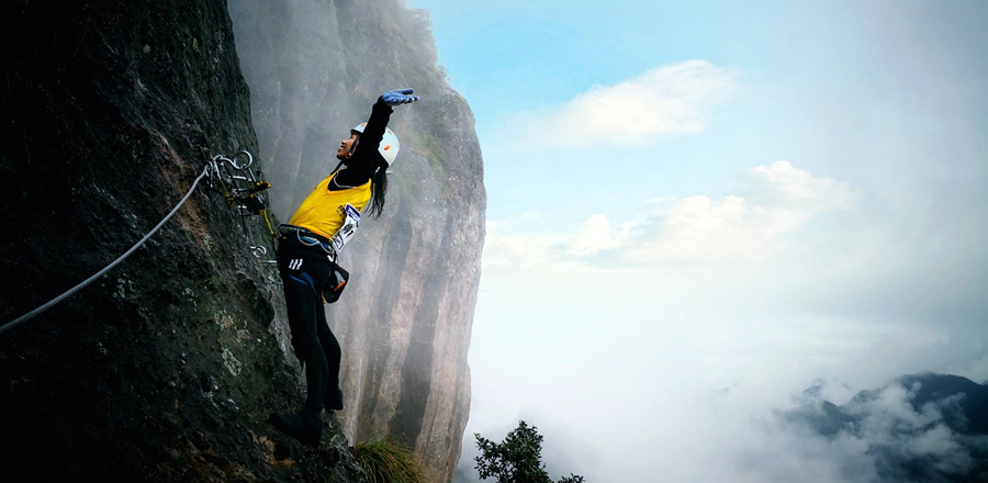 【雁荡山】翻越东南第一山，行走崖壁飞拉达，体验非一般的空中漫步！